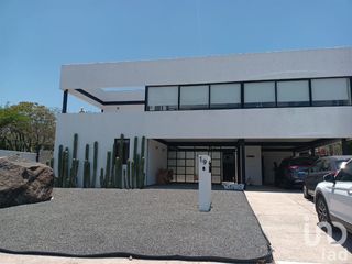 CASA DE DISEÑADOR, EN VENTA VISTA REAL, QUERETARO