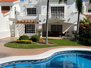 Casa en VENTA en Fraccionamiento EL CID, C.P 82110 Mazatlán, Sin.