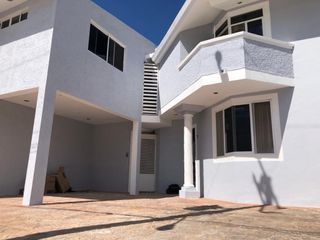 Casa en renta en privada, Campeche