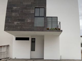 CASA EN VENTA GRAN PEÑON