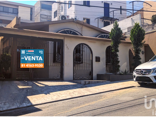 Casa en venta en Cumbres 5to Sector, Monterrey NL