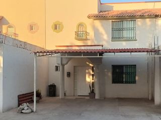 Casa en Renta AMUEBLADA en Viñedos