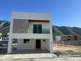 Casa en Venta en Fracc Porto Cumbres, Monterrey