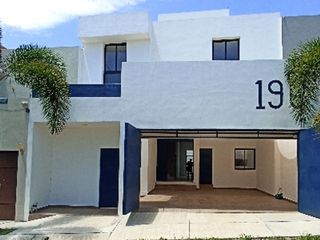 Se vende casa residencia en Real Santa Barbara Colima