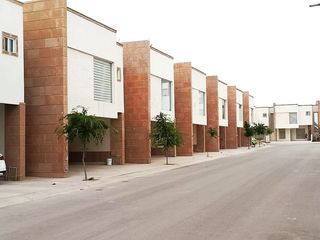 Casa en Fraccionamiento Residencial en Torreón