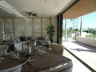 Departamento de 3 habitaciones en Puerto Cancún sin muebles