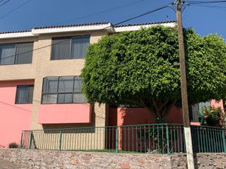 OPORTUNIDAD !!! Casa VENTA 4 Recamaras, 4 Baños | Loma Dorada, Querétaro