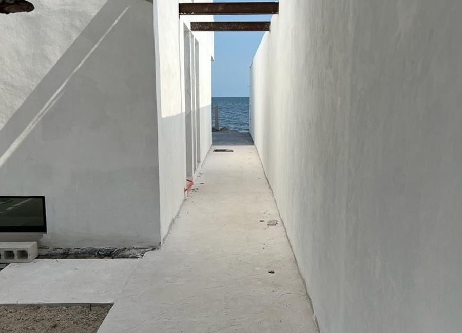 PRECIOSA Casa Frente al Mar en PREVENTA (Chabihau)