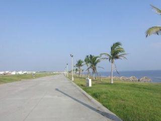 Únicos terrenos frente al mar en Lomas del Sol, Riviera , Alvarado, Veracruz
