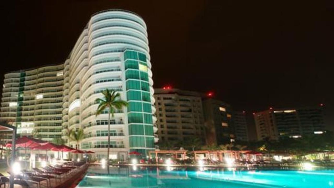 Bay View Grand Ixtapa, DEPARTAMENTOS DE LUJO amueblados CON VISTA AL