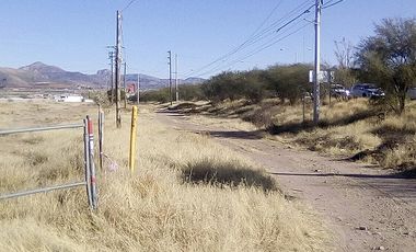 Excelente terreno urbano enfrente de Pemex con uso de suelo mixto