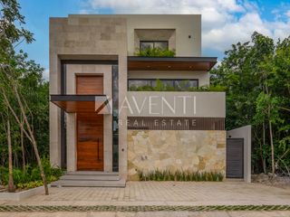 Casa en Venta, Via Cumbres, Huayacán Centro, Cancún