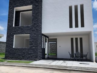 Casa en condominio - Santa María