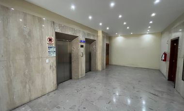 Oficina en Venta en Chapalita Sobre Lázaro Cárdenas Condominio Rotario