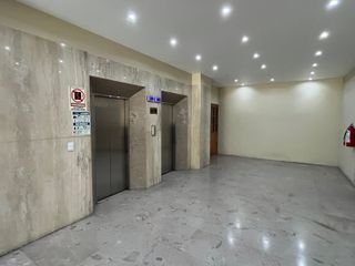 Oficina en Venta en Chapalita Sobre Lázaro Cárdenas Condominio Rotario