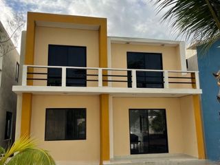 Casa de 4 Recámaras y Piscina a 450mts de la Playa en Chicxulub Puerto, Yucatán