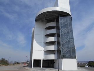 Oficinas Piso completo en VENTA Edificio Milenio III Querétaro