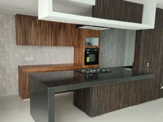 Casa en Venta en Ojo de Agua, Emiliano Zapata: Espaciosa y Moderna Propiedad