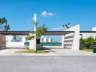 Casa en venta en Privada Conkal de Mérida, Yucatán con amenidades y vigilancia