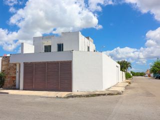 Casa en RENTA Fracc. Los Heroes | Merida, Yucatan |