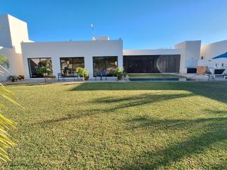 Casa en venta de una planta Mérida Yucatán, Privada Dzidzil-Ha