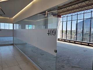 RENTA DE OFICINAS 4PISO PLAZA KRYSTAL OFICINA  409