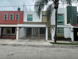 Casa en Venta en Jardines del Sol - Chimalpopoca 4460