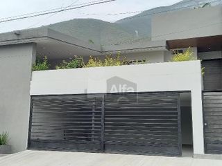 Casa en Venta, Cumbres 4 sector, al poniente de Monterrey Nuevo León