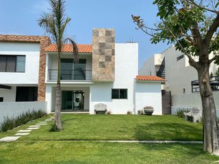 Casa en Fraccionamiento en José G Parres Jiutepec - CAEN-Er-942-Fr