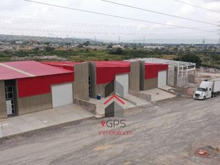 Bodega Industrial en Venta zona Balvanera, Corregidora Queretaro  300m2 GPS