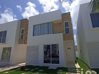 Casa al sur de Cancún con muros independientes (Privanza Stellaris)