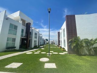 VENTA Casa en Condominio doble seguridad, Yautepec,Morelos.