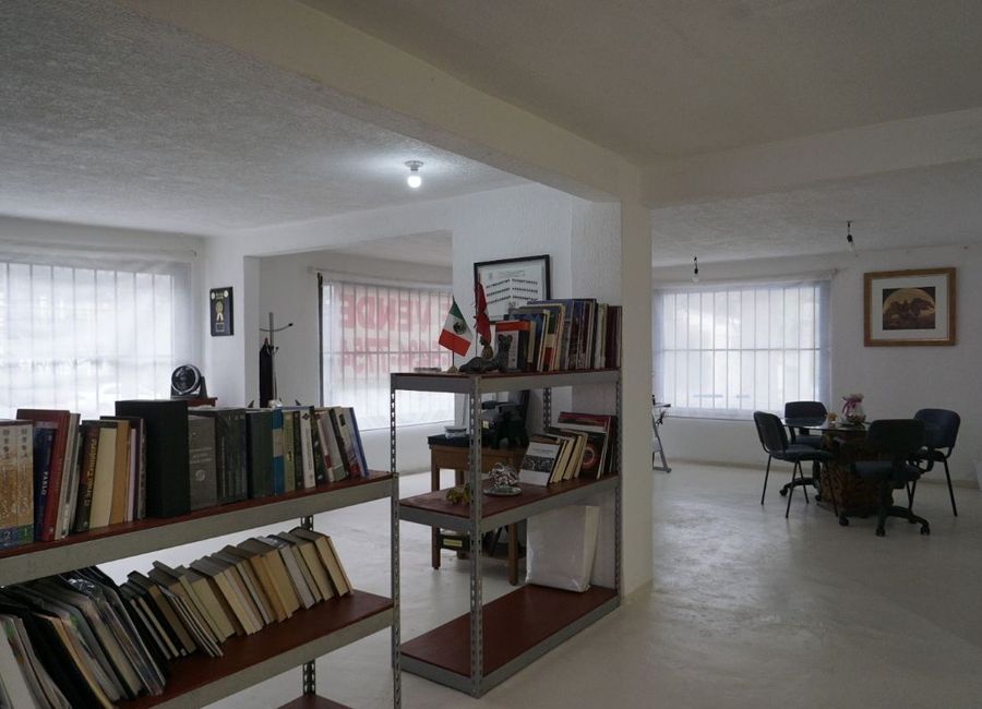 Casa en Venta con Uso de Suelo en Tlalpan Colonia Isidro Fabela (m2c287