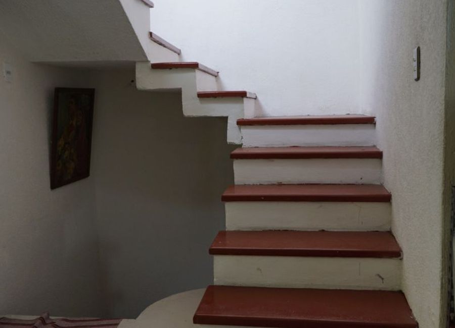 Casa en Venta con Uso de Suelo en Tlalpan Colonia Isidro Fabela (m2c287