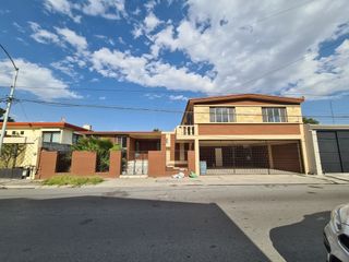 Casa en Renta en Cumbres 2 do Sector, Monterrey