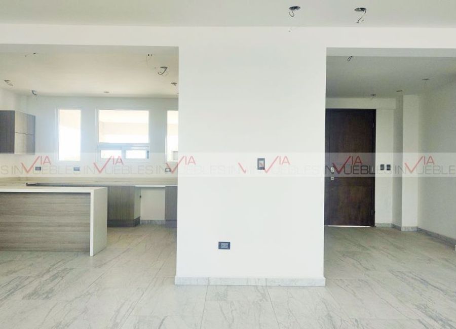 Venta Casa Las Cruces Club De Golf En Apodaca