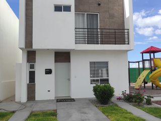 Casa nueva  en venta Fracc. Aurea circuito  Courvosier en Torreón, Coahuila.