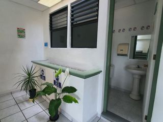 Oficina / Consultorio  en Del Empleado Cuernavaca - ARI-947-Of