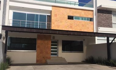 Espectacular casa en Venta en el Refugio a 20 minutos del Centro de Querétaro