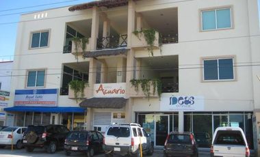 EDIFICIO EN VENTA EN PLAYA DEL CARMEN; 2 LOCALES COMERCIALES, 16 OFICINAS