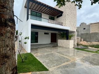 Casa en venta en privada al Norte de Mérida