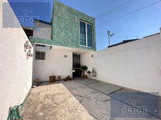 Casa venta  cerca de plaza de toros, Candiles Corregidora Queretaro