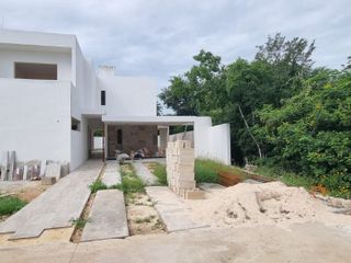 SE VENDE RESIDENCIA EN PRIVADA