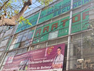 Se vende Edificio comercial y de oficinas en Tacuba