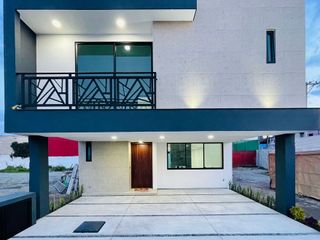 Casa en Venta Metepec 3 Recamaras vestidor y baño