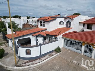 Casa en Venta En Mazatlán Céntrica Lomas de Mazatlán