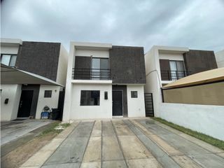 Casa sin amueblar con Minisplit. Acabados modernos. Sector 4 Siglos.