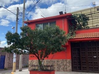Casa en venta en  San Miguel Zapotitla, Tláhuac