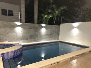 Céntrica Casa en VENTA Supermanzana 17, Cancún