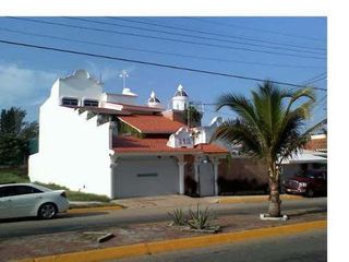 Casa Venta, Lopez Mateos, col. Petrolera.
